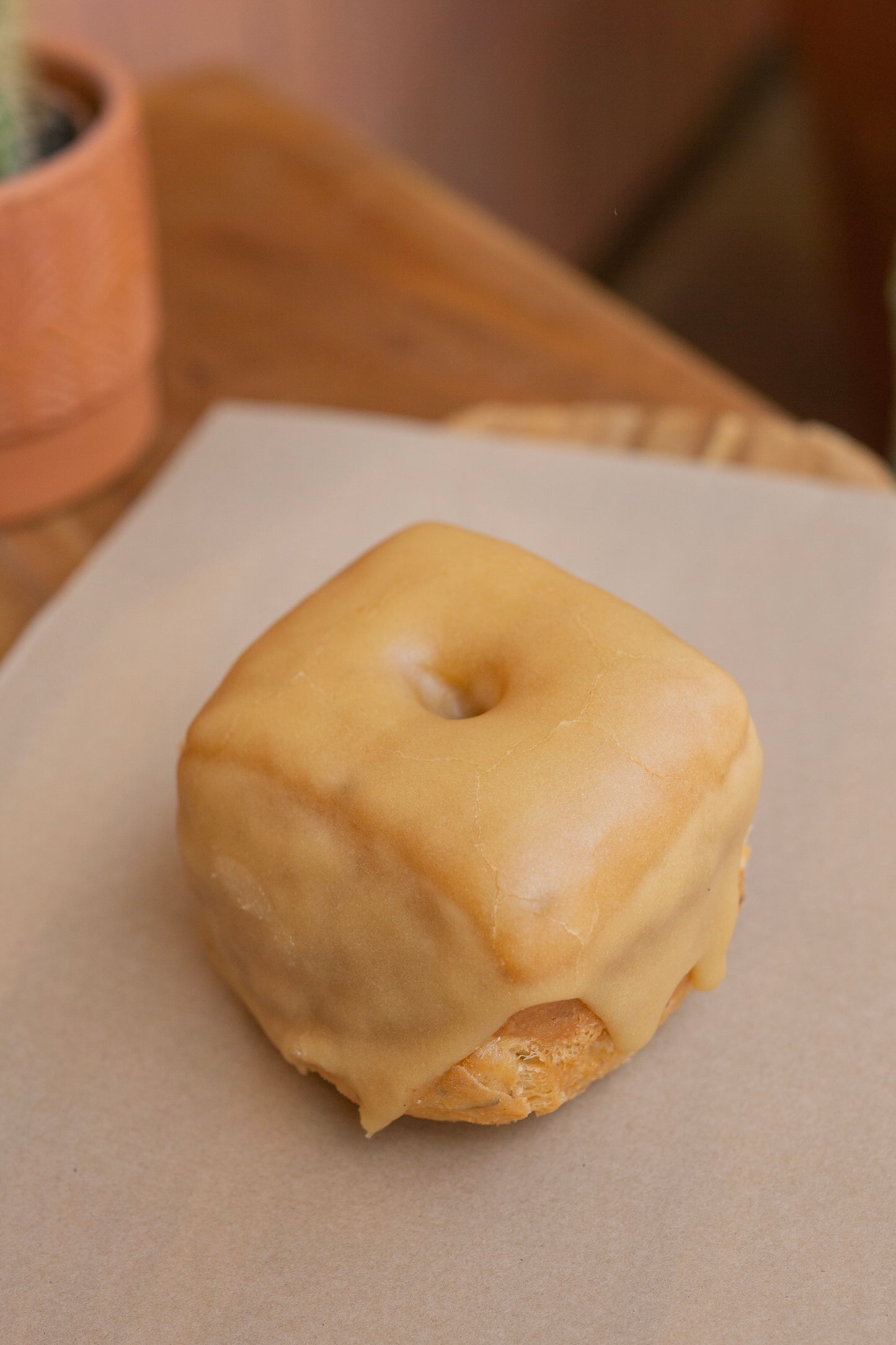 Maple Glazed Doughnut (v)