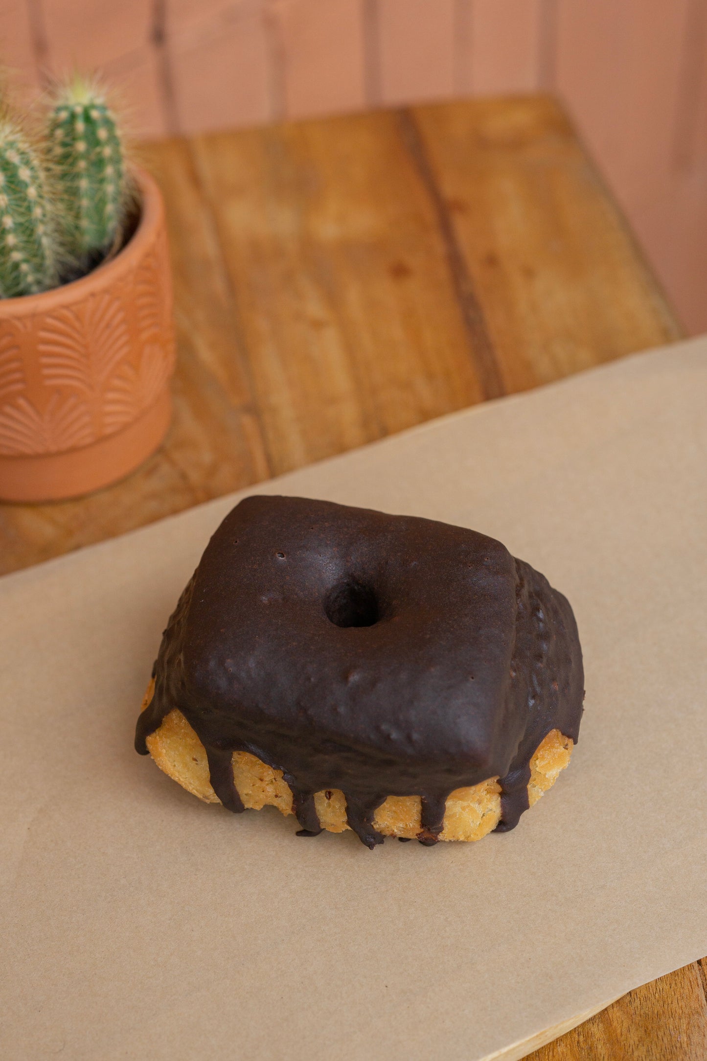Chocolate Glazed Doughnut (v)